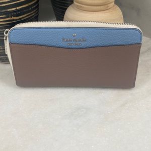 Kate Spade zipper wallet!